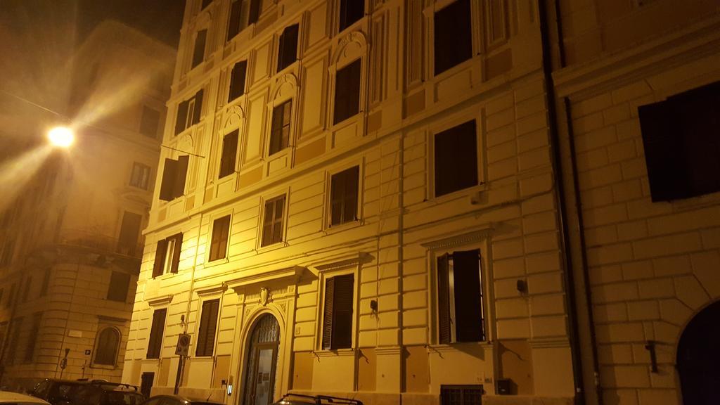 Una Finestra Su Monti Roma Dış mekan fotoğraf