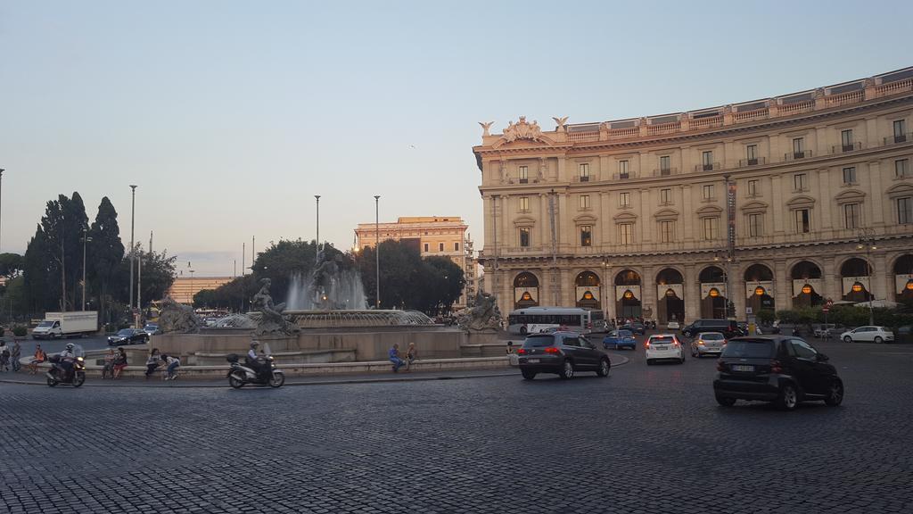 Una Finestra Su Monti Roma Dış mekan fotoğraf