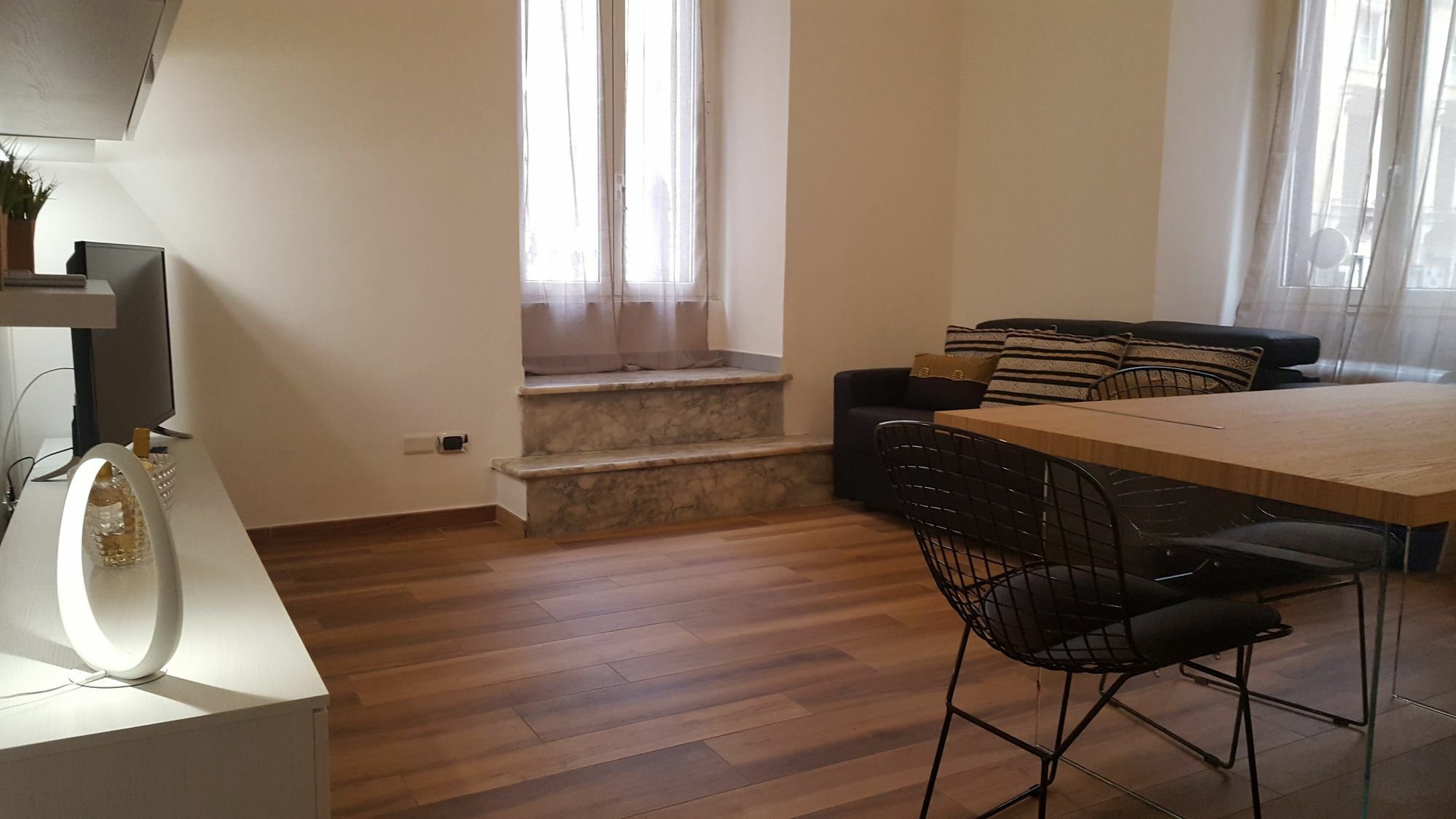 Una Finestra Su Monti Roma Dış mekan fotoğraf